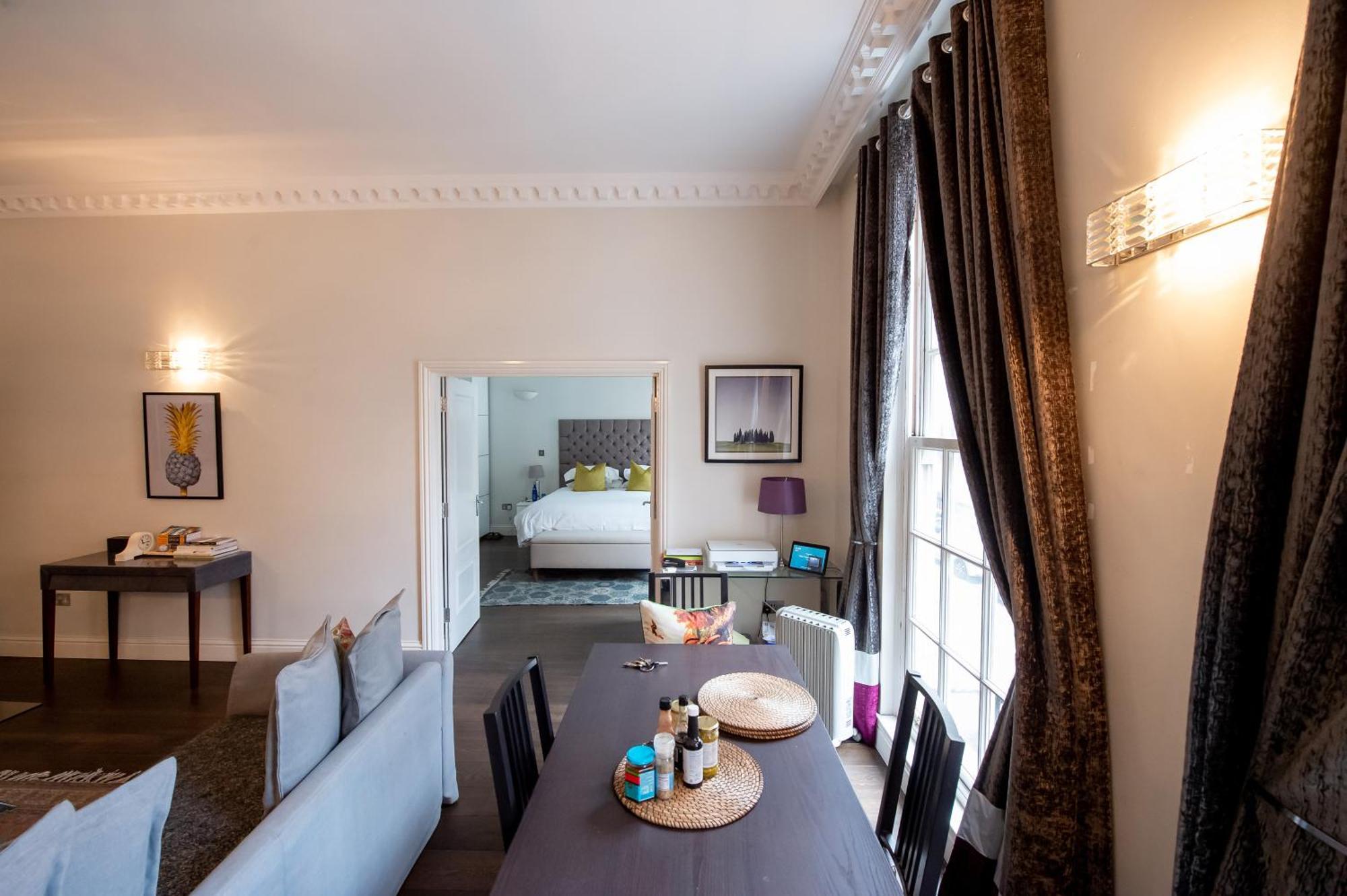 Apartament 9 Hertford Street Londra